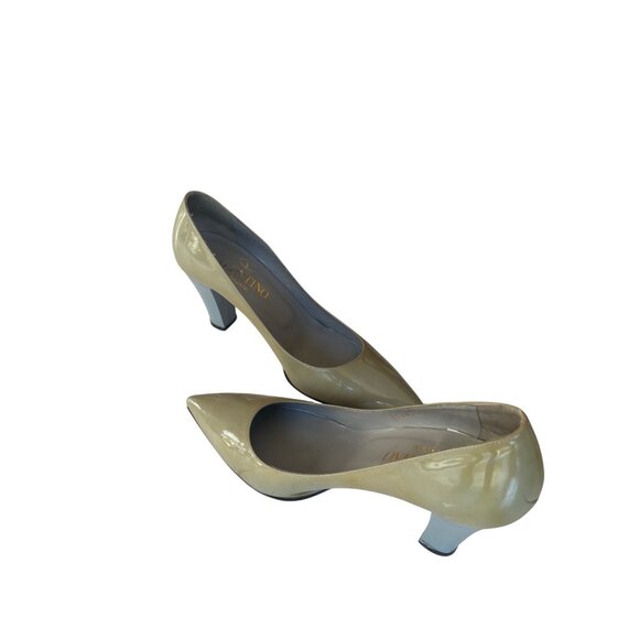 Valentino Garavani Grey Patent Leather Pointed-Toe Pumps Size 40 - Picture 3 of 5